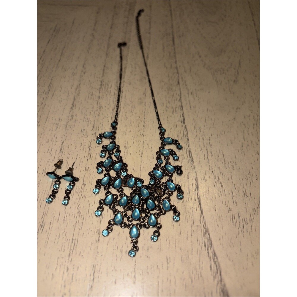 Vintage Black Metal Necklace & Dangle Earring Set Blue Faux Stone 16”